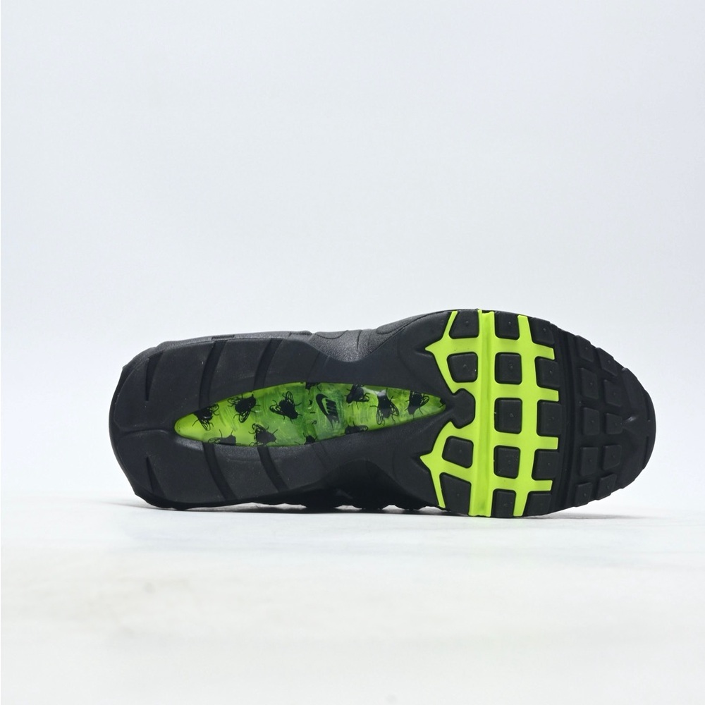 Nike Air Max 95 - Picture 2 of 6